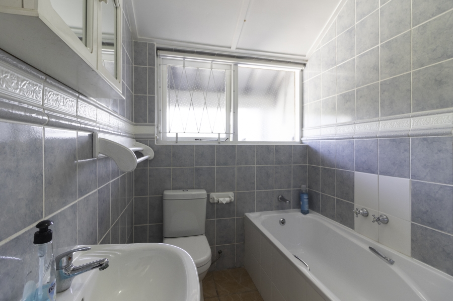 3 Bedroom Property for Sale in West Beach Eastern Cape